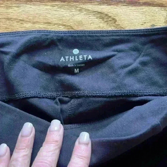 Athleta Activewear Capris - Medium - Black - Picture 2 of 10